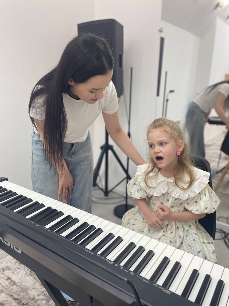 🎤 Приглашаем на занятия вокалом к Дарье!

Хочешь научиться к…